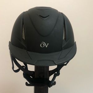 OVATION DELUXE SCHOOLER HELMET 2015.06 EQUESTRIAN